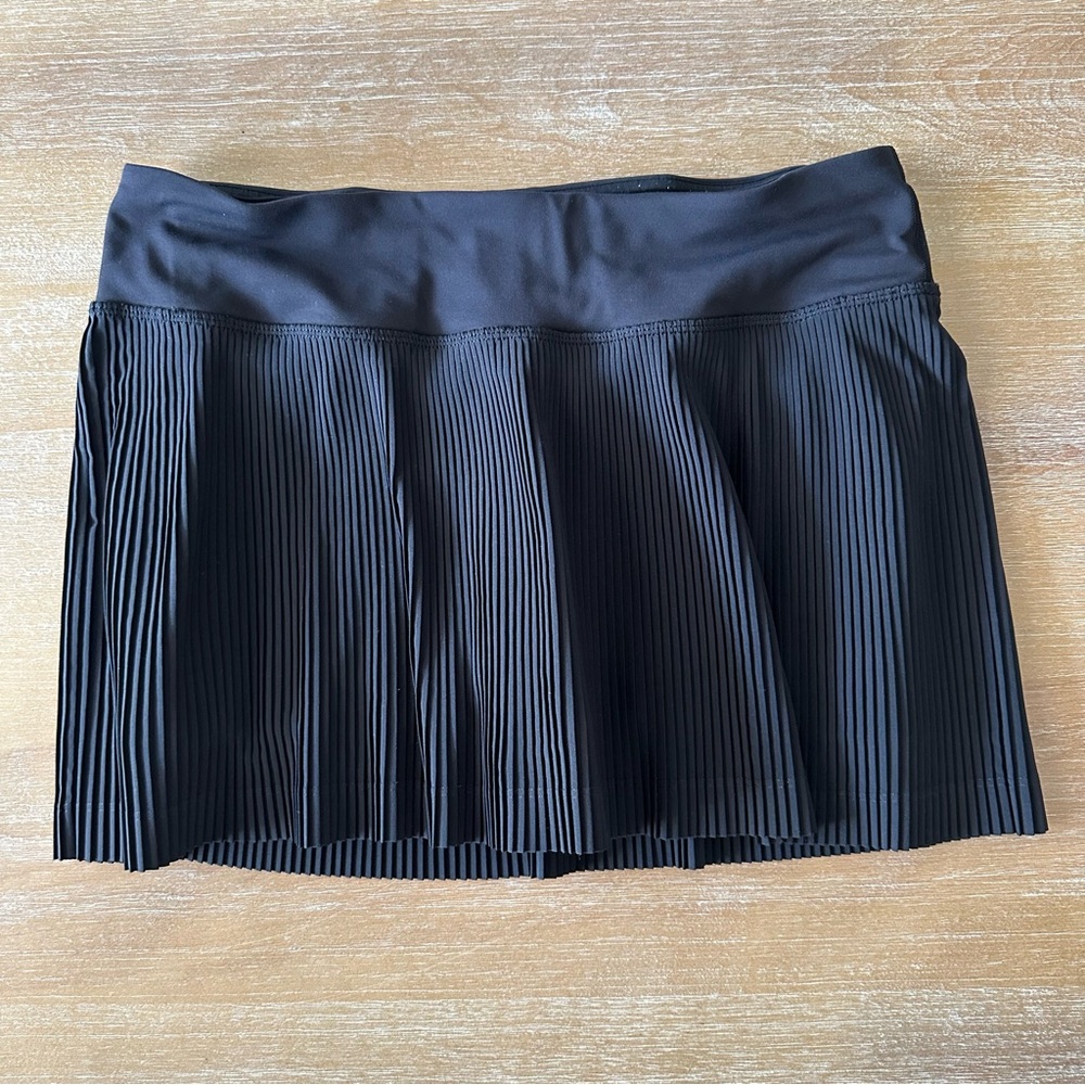 Lululemon Black Pleated Skirt